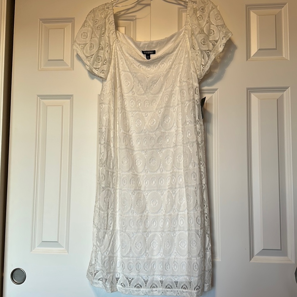 White Roz & Ali Lace Dress - NWT
